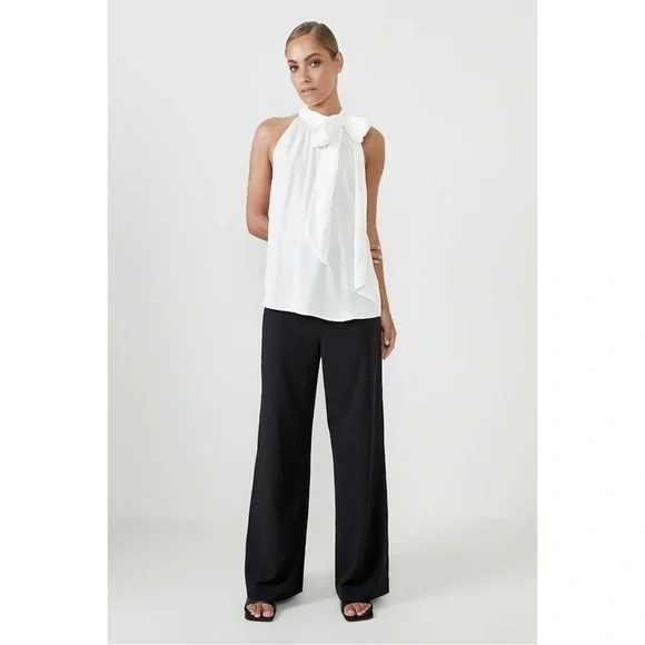 Bardot Viscose Tie Neck Sleeveless Blouse Top in Ivory NWT Sz. XL Sz. X-Large - Picture 3 of 13